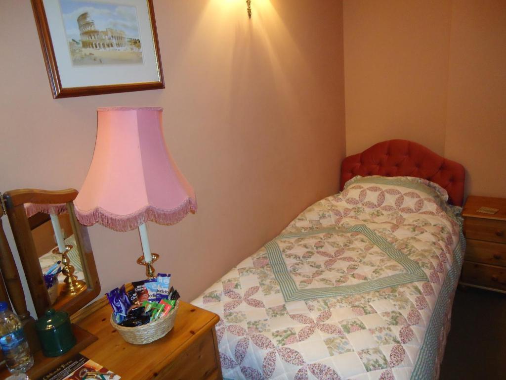 Oldlands Farm Villa Crawley  Oda fotoğraf